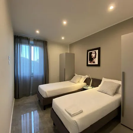 Casa Vacanze Residence Ideale Suites And Apartments Alassio Exterior photo